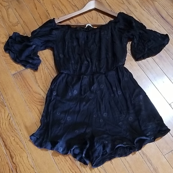 Romper - Picture 5 of 9